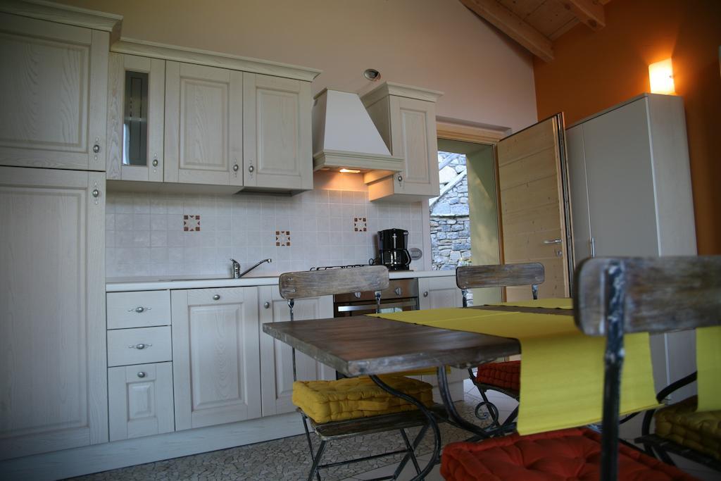Residence Giglio Comer See กราเวโดนา ห้อง รูปภาพ